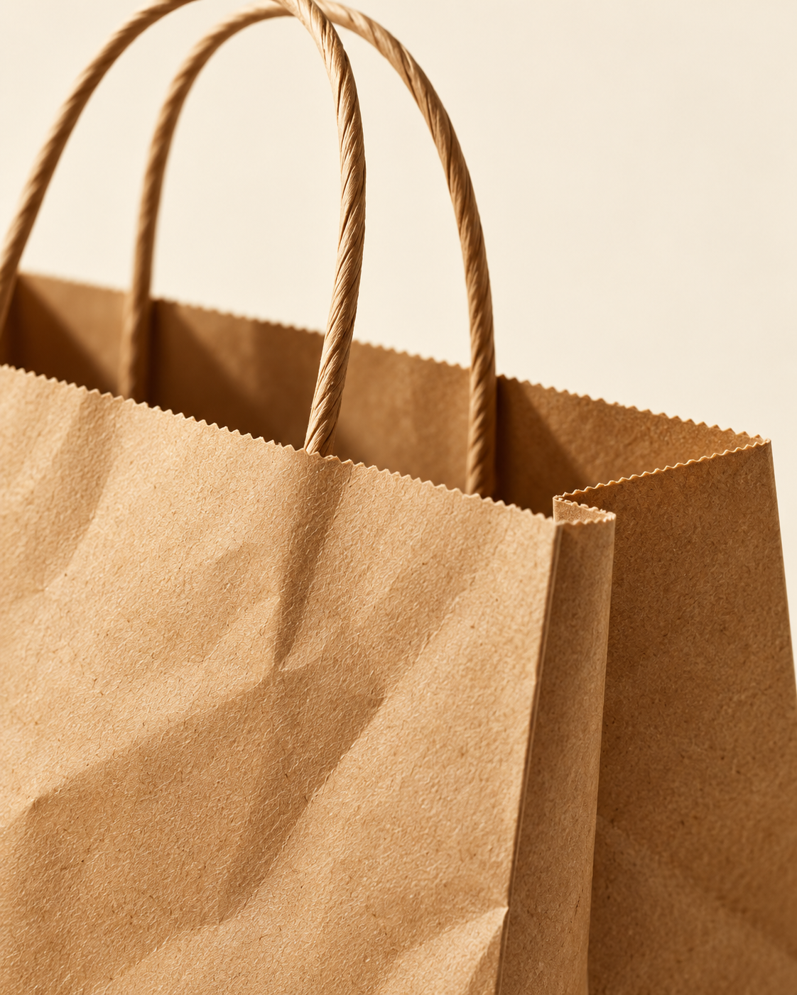 La Clásica kraft paper and handle detail